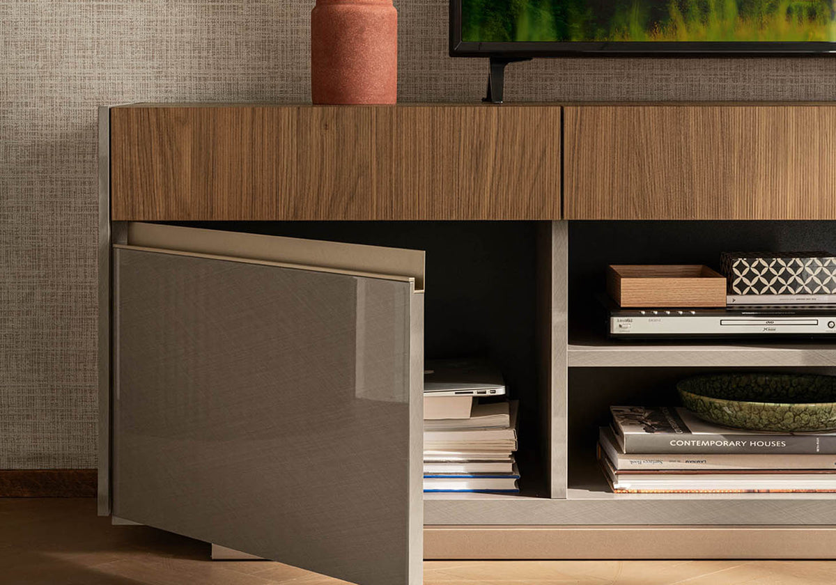 Corso Como Entertainment Unit