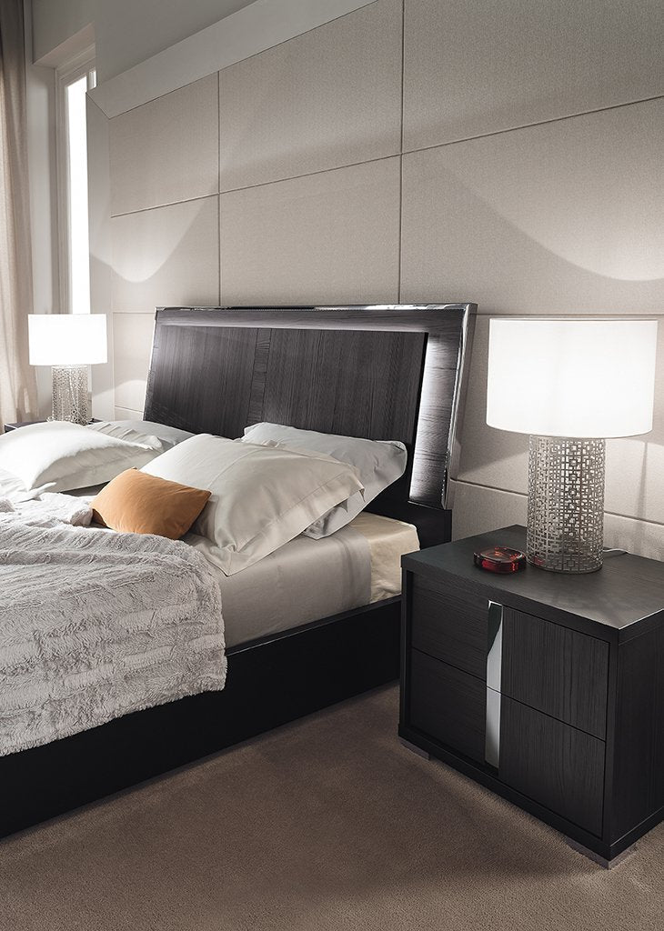 Etna Bedroom Collection