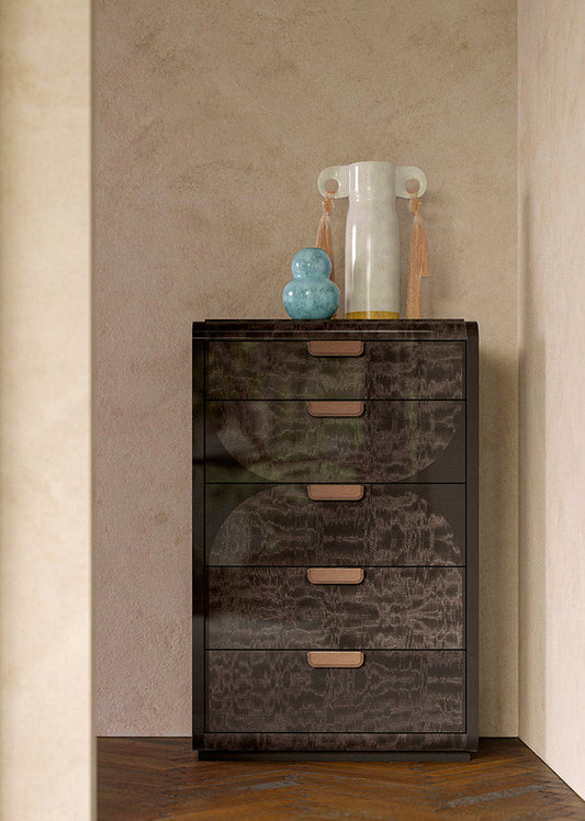 NYX High Chest