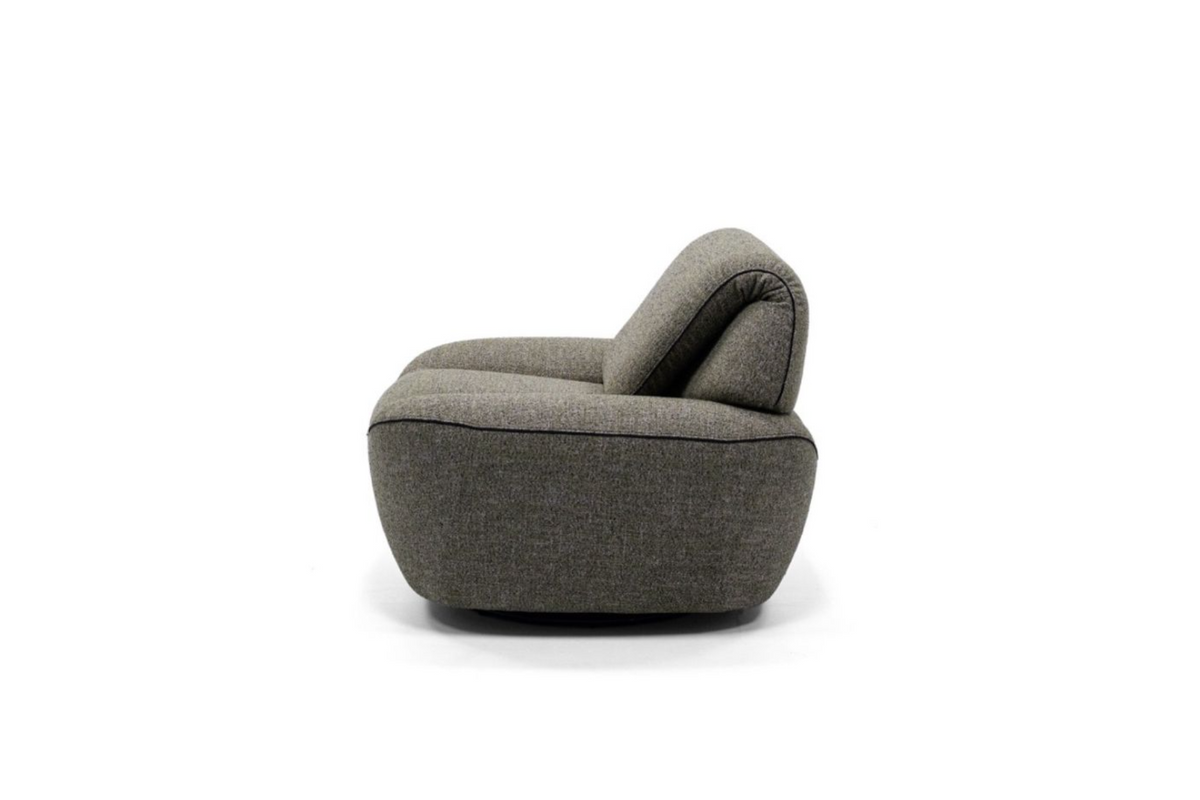 Smirk Accent Chair